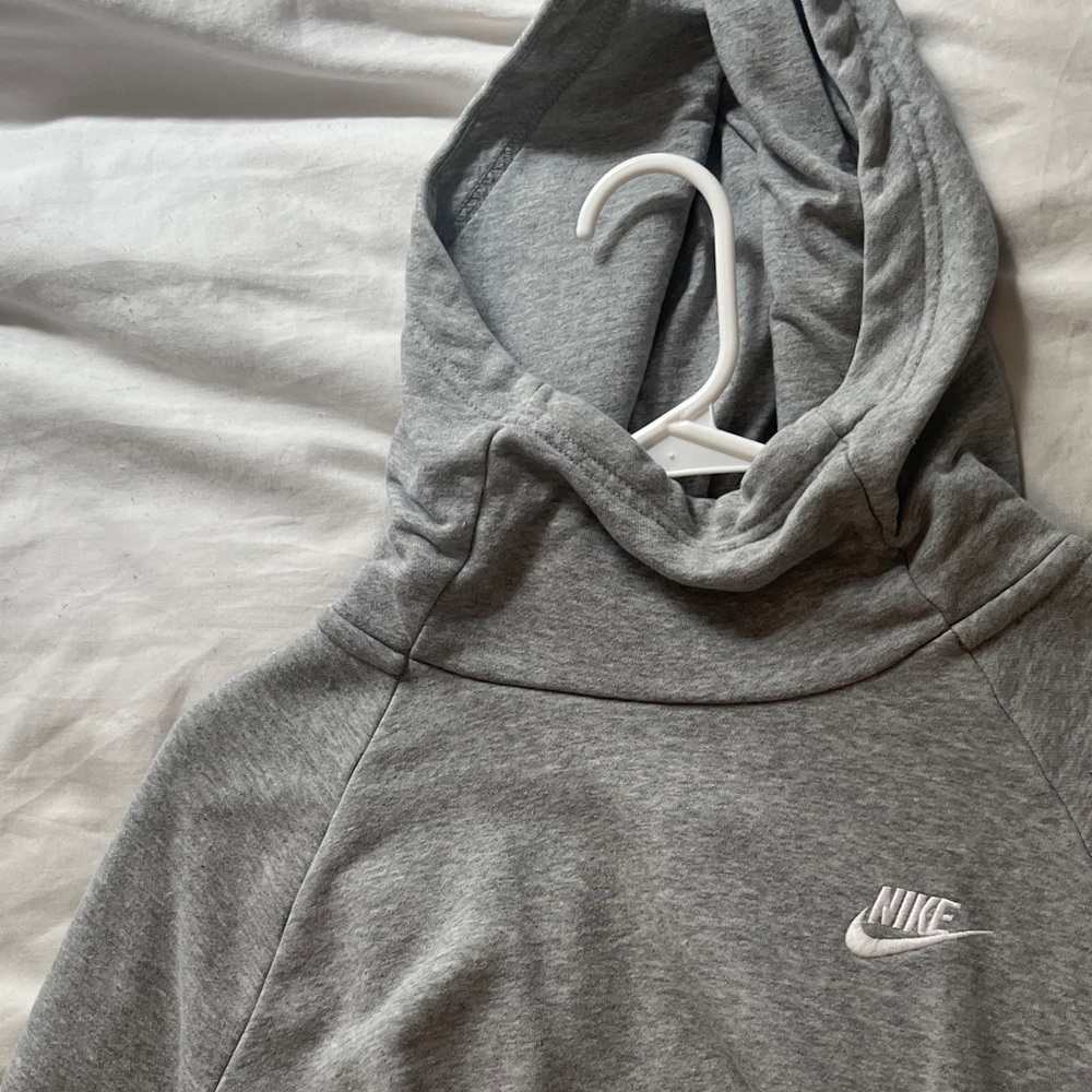 Nike Women's Essential Grey Funnel Neck Fleece Hoodie - large -